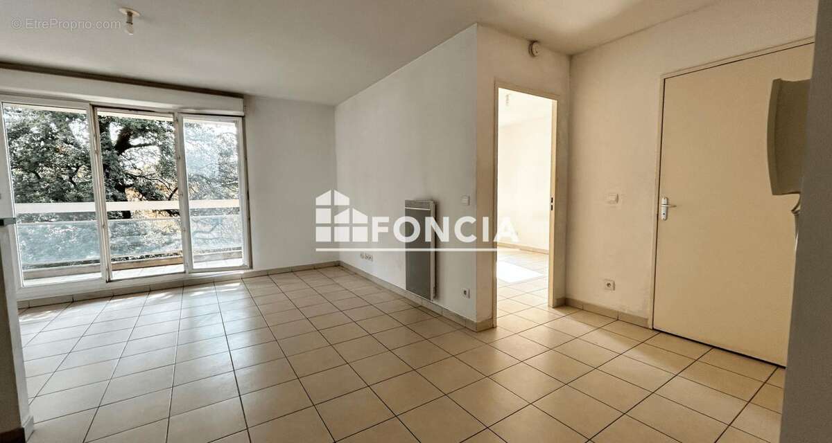 Appartement à MARSEILLE-12E