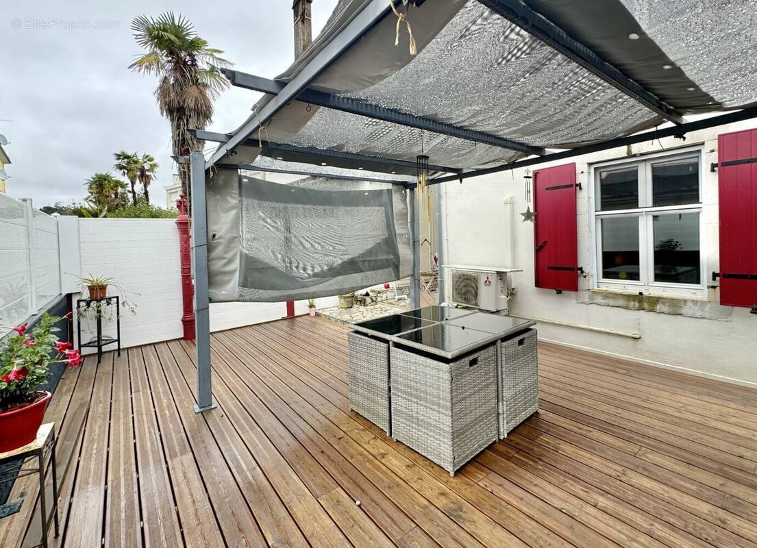 Appartement à ARTIX