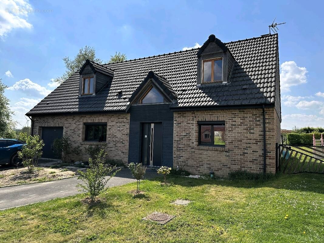Maison à QUEANT