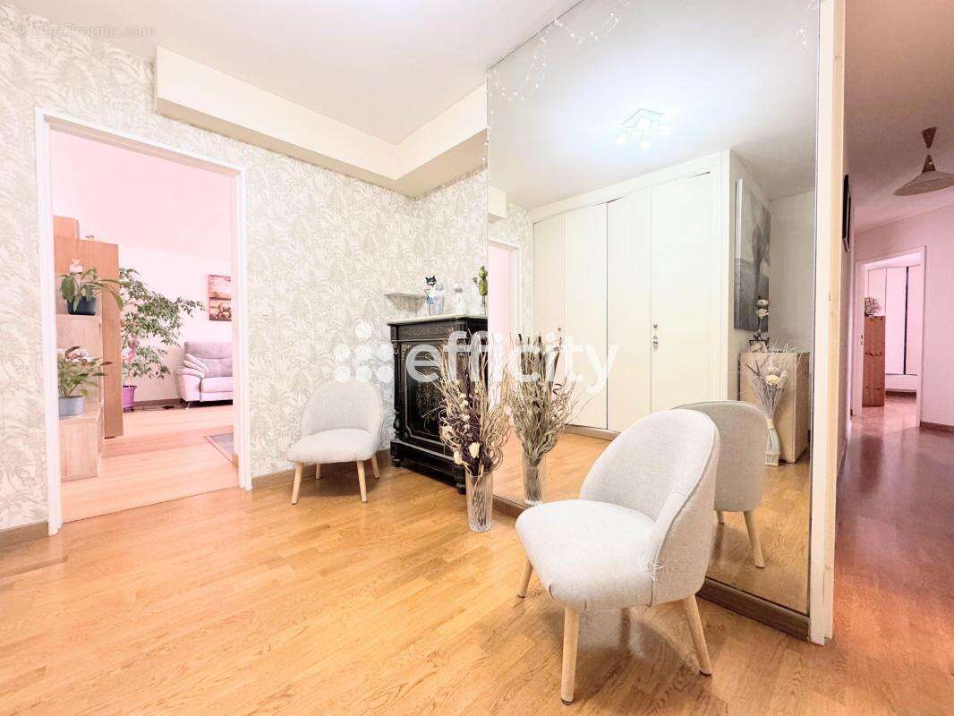 Appartement à MAISONS-ALFORT