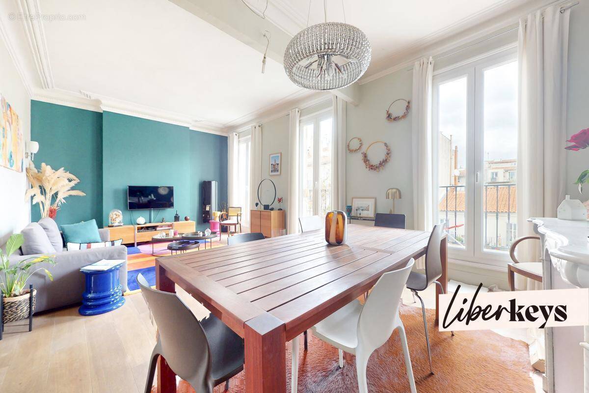 Appartement à MARSEILLE-6E