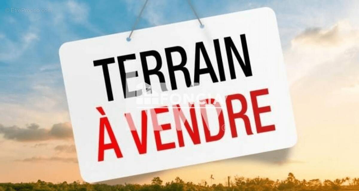 Terrain à LES COTES-D&#039;AREY