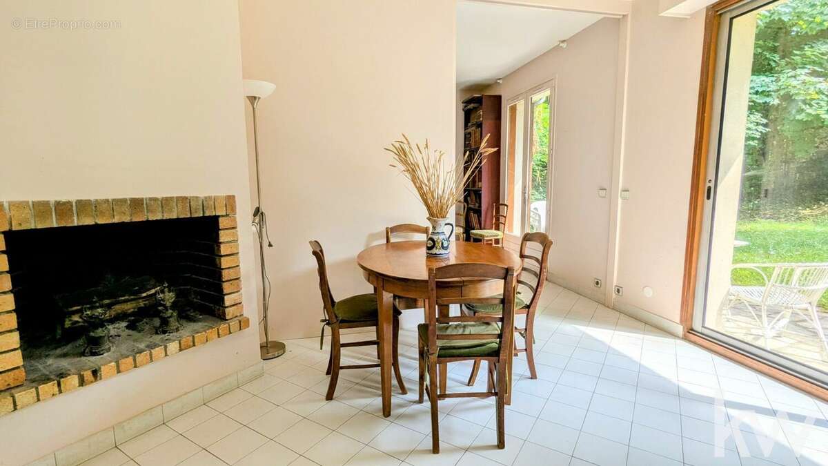 Maison à MARLY-LE-ROI