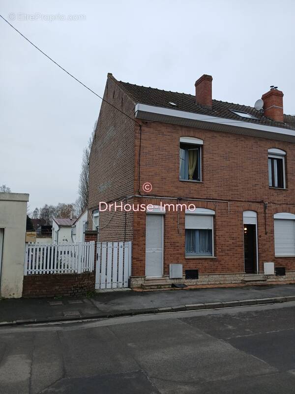 Maison à LA BASSEE