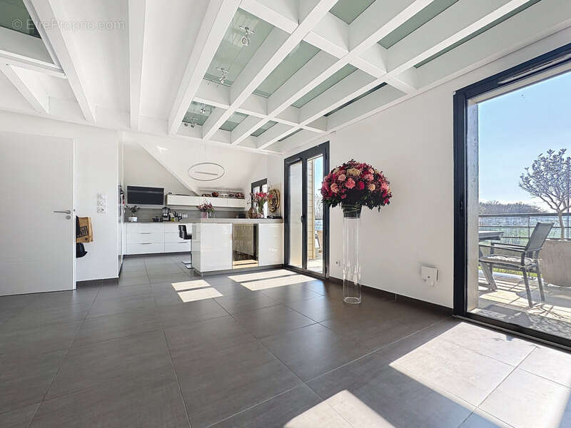 Appartement à PREVESSIN-MOENS