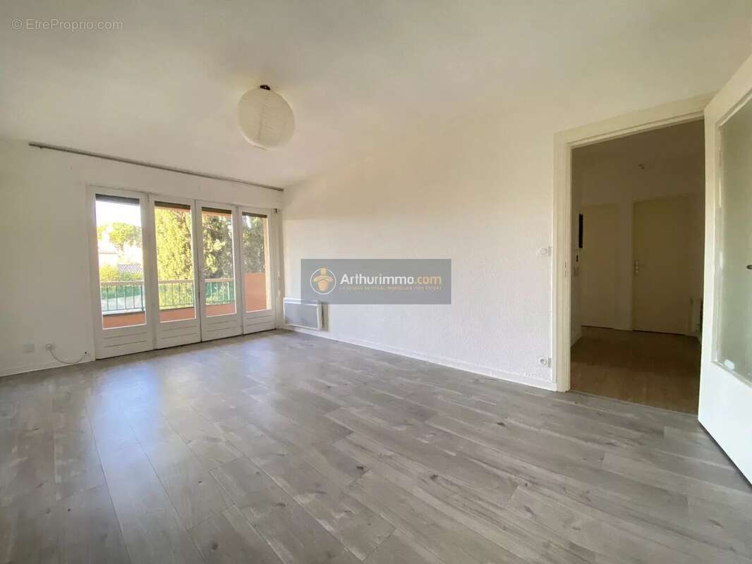 Appartement à FREJUS