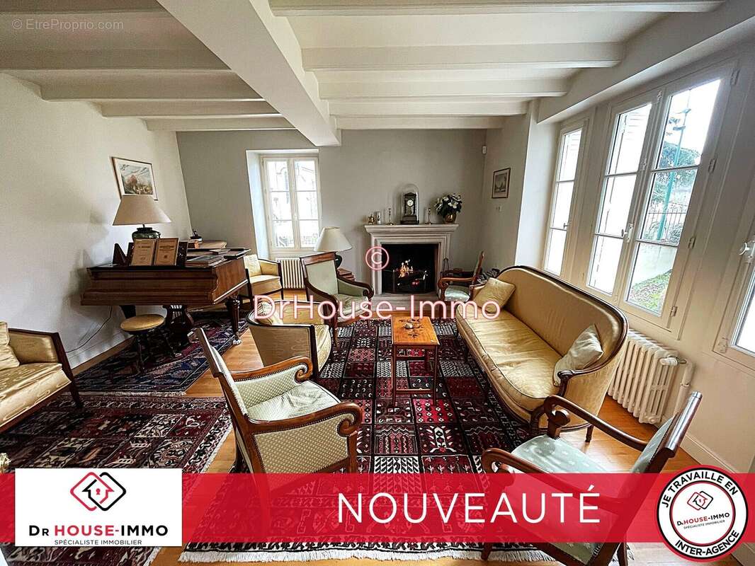 Maison à VOUNEUIL-SOUS-BIARD