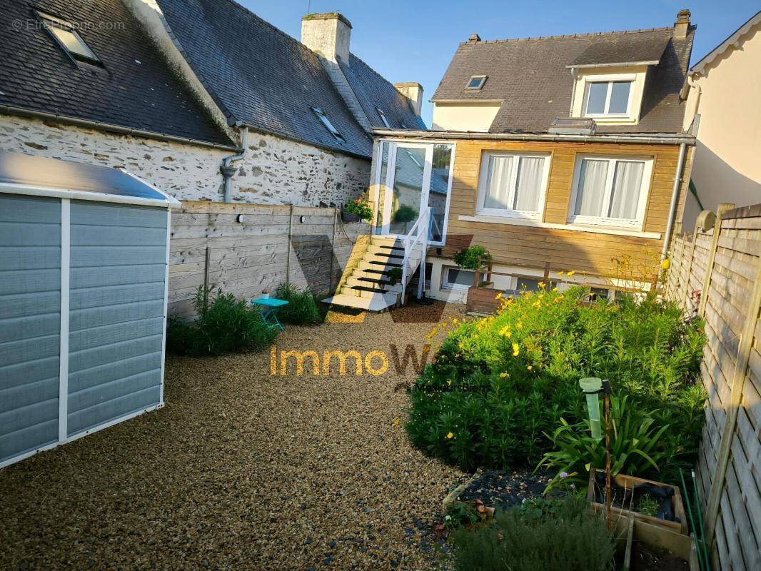 Appartement à PLESTIN-LES-GREVES