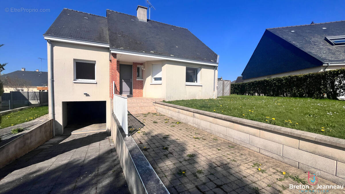 Maison à CHANGE
