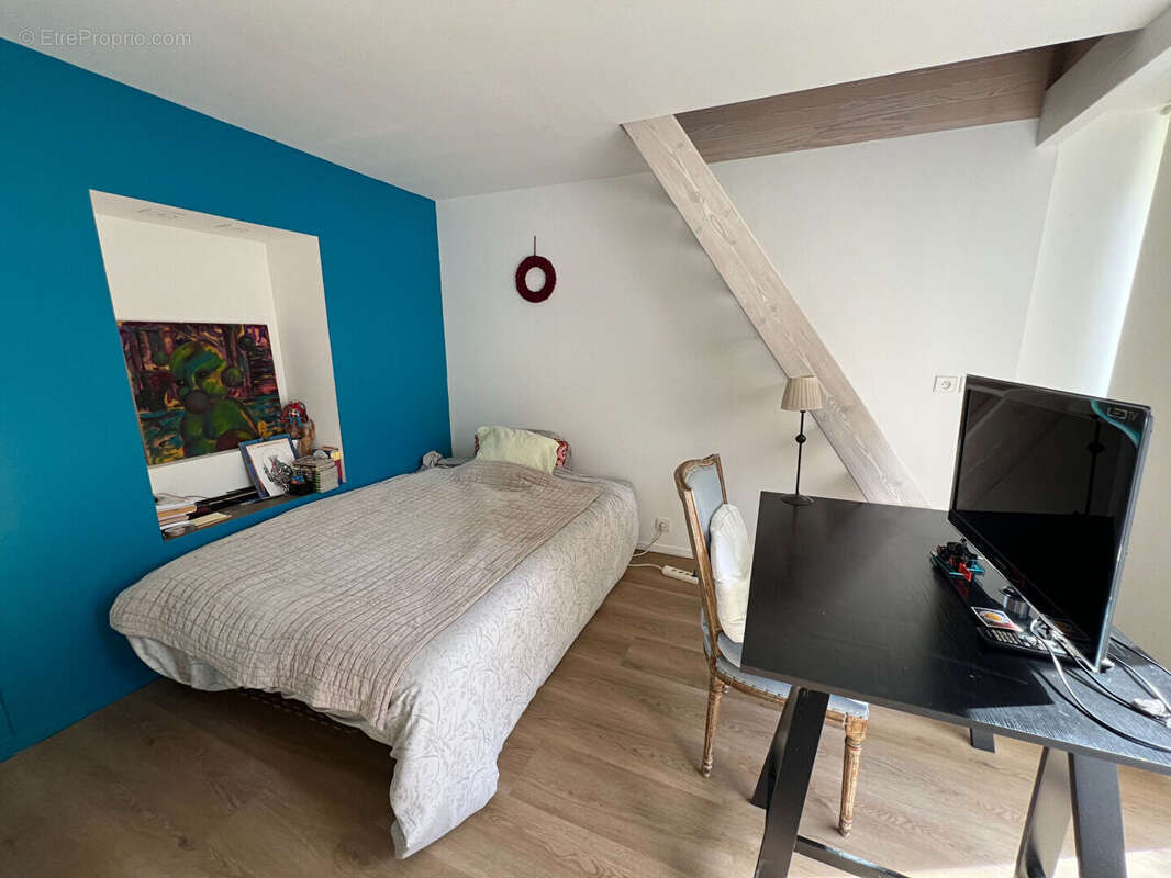 Maison à EPERNON