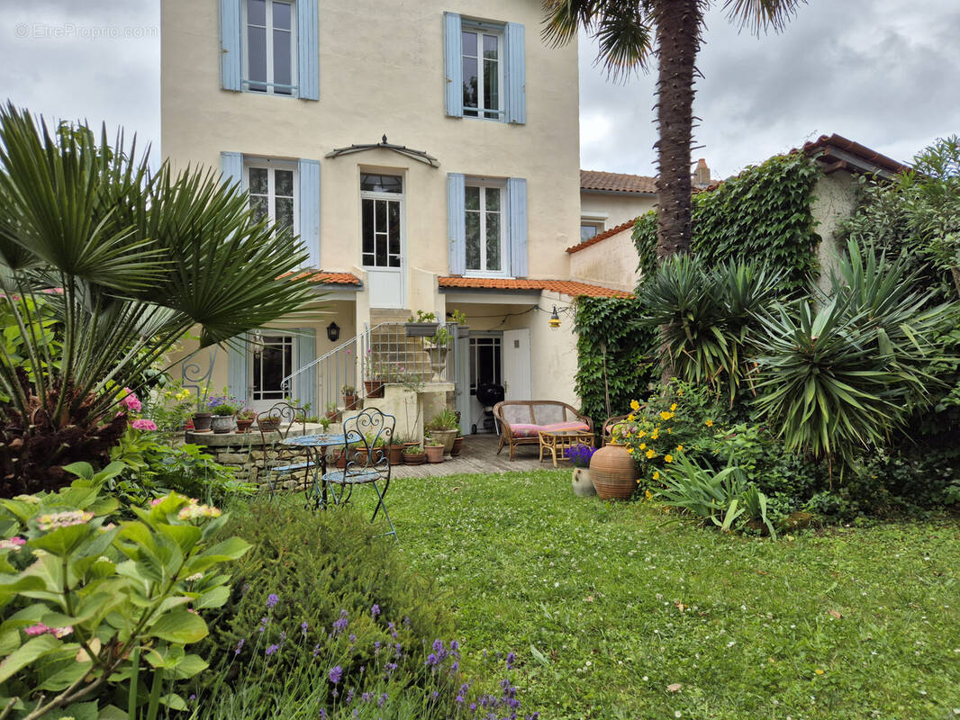 Maison à FOURAS