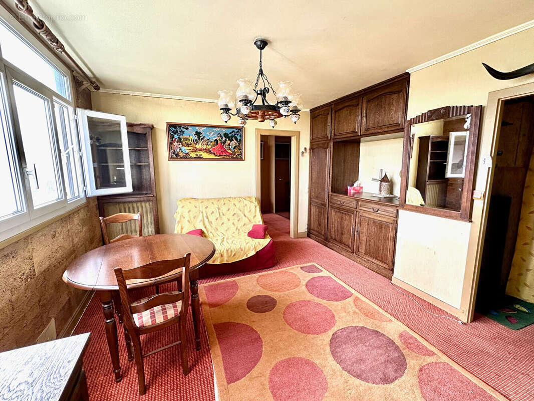 Appartement à IVRY-SUR-SEINE