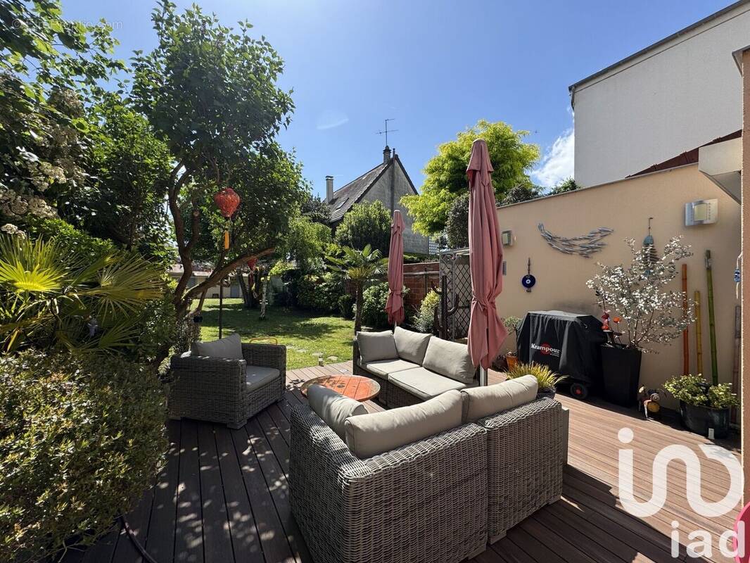 Photo 1 - Maison à SAINT-MAUR-DES-FOSSES