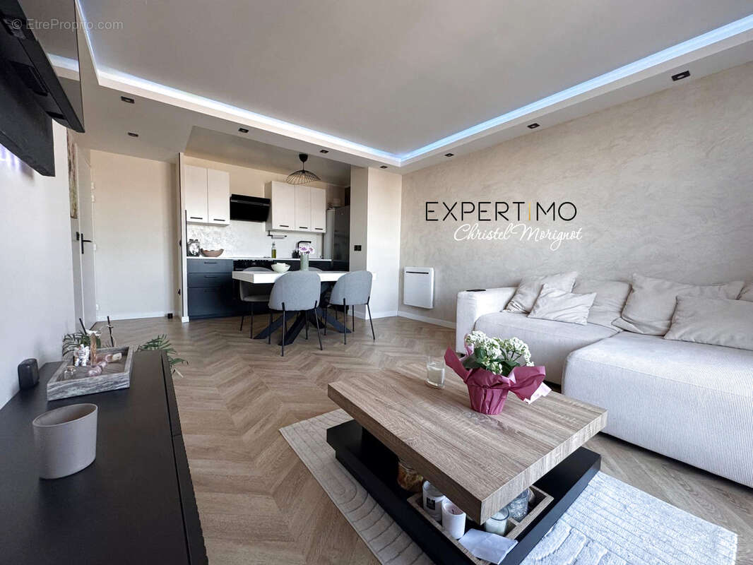 Appartement à MAGNY-LE-HONGRE