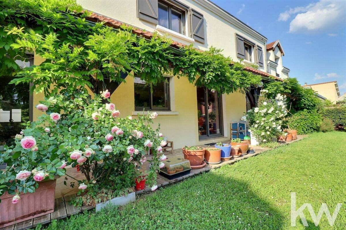 Maison à CROISSY-SUR-SEINE
