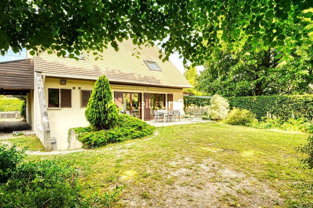 Maison à EAUBONNE