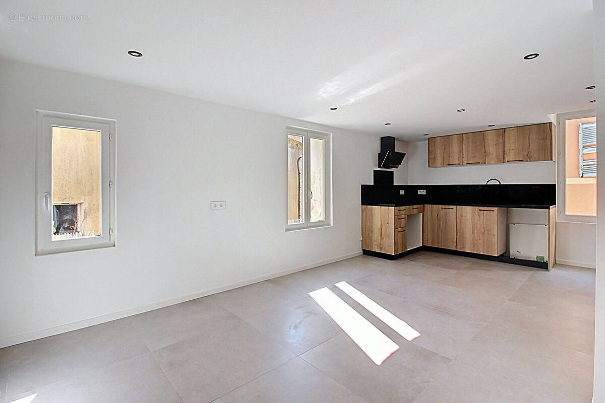 Appartement à DRAGUIGNAN