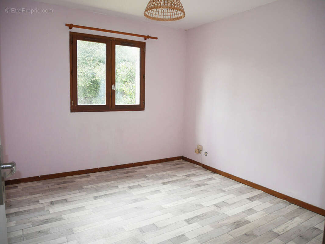 Maison à LEOGNAN