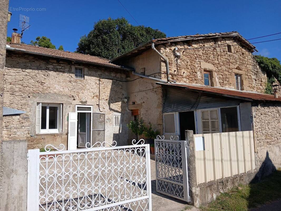 Maison à MOURS-SAINT-EUSEBE