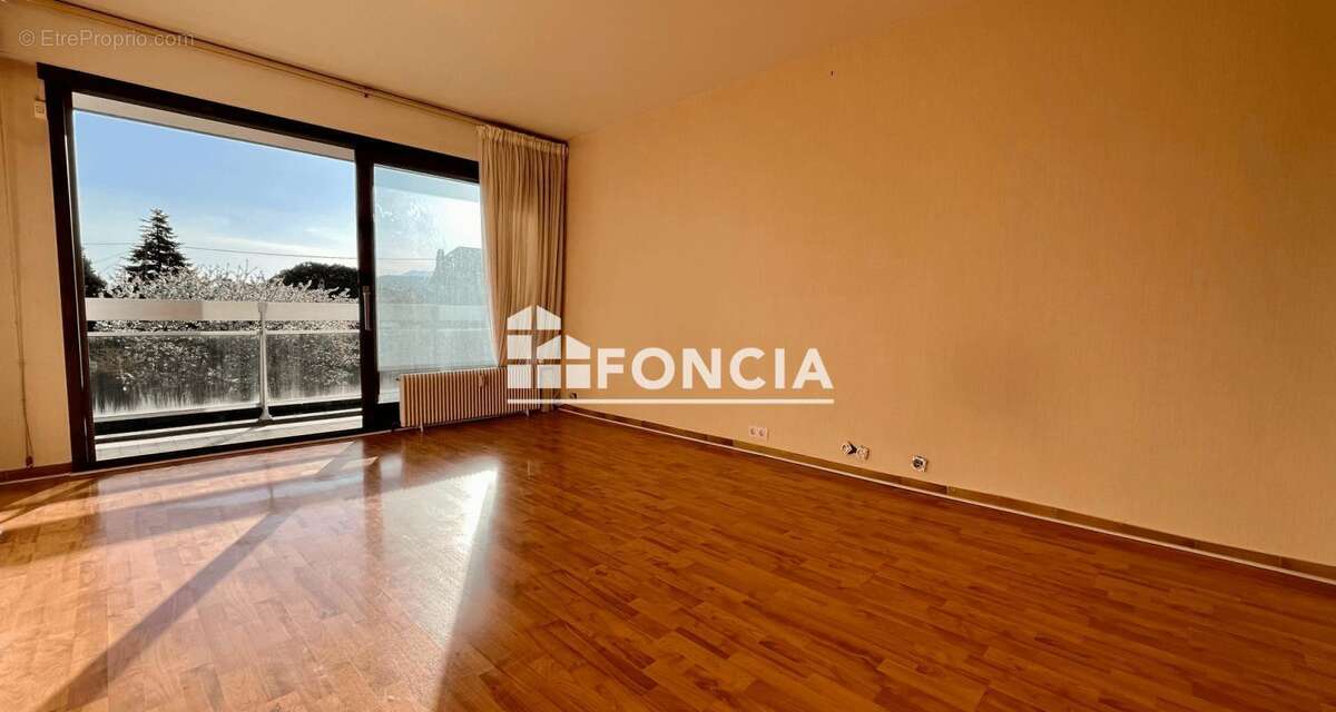 Appartement à THONON-LES-BAINS