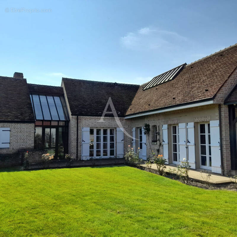 Maison à NOUAN-LE-FUZELIER