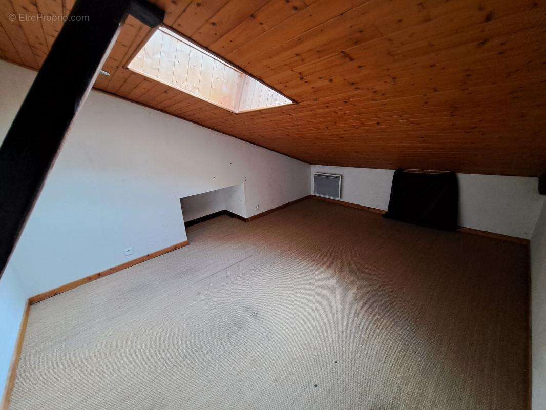Appartement à MOIRANS
