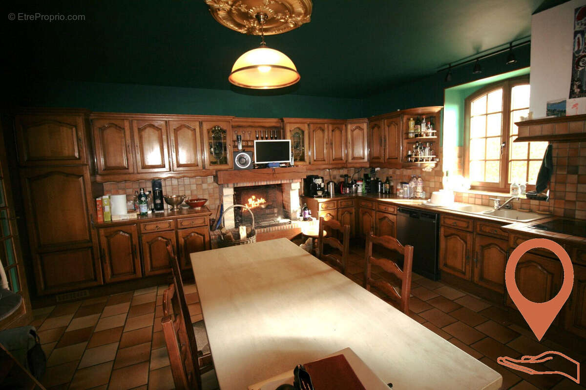 CUISINE 1 - Maison à CERNOY-EN-BERRY