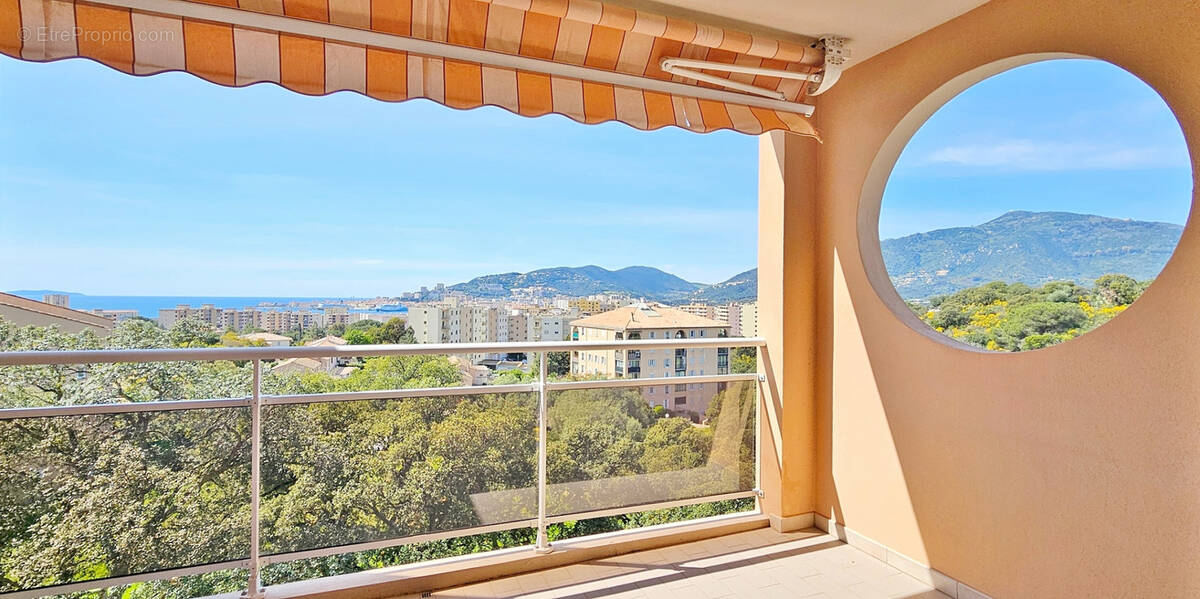 Appartement à AJACCIO