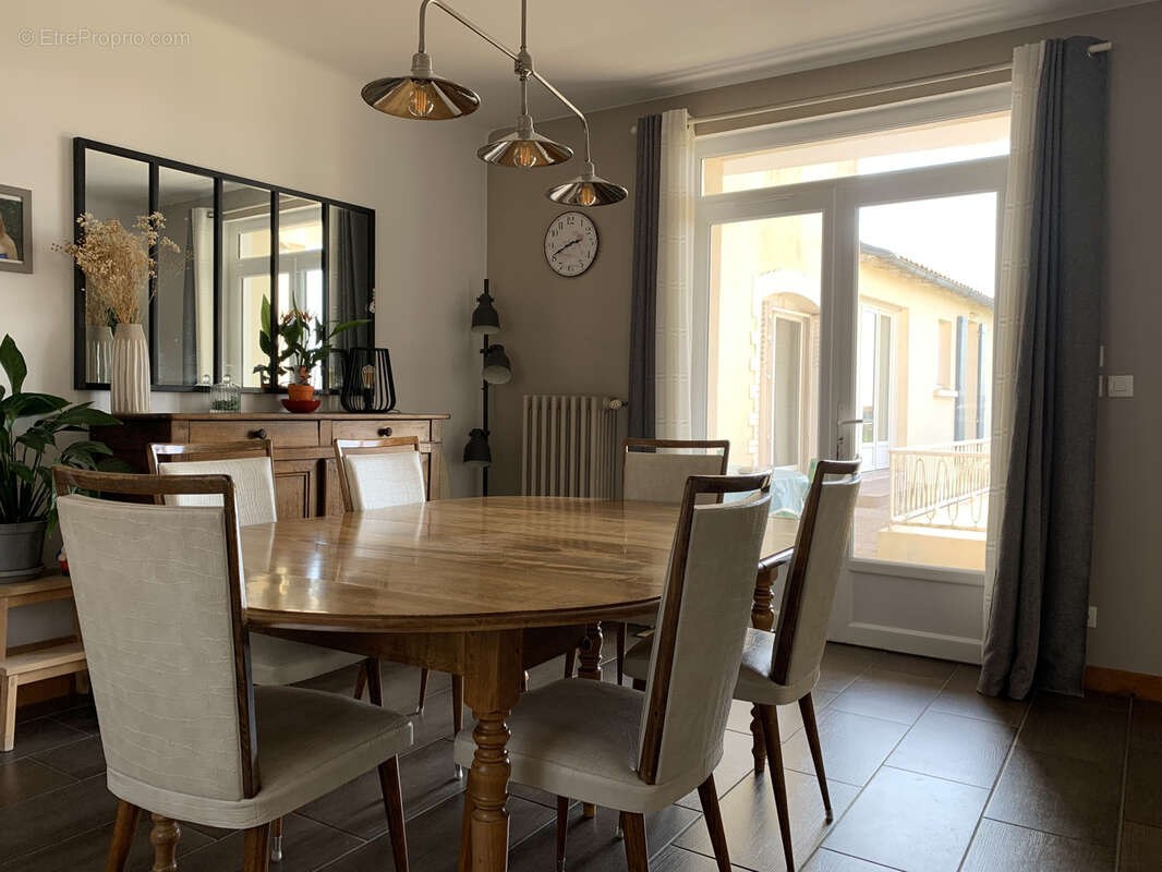Maison à POUZAUGES