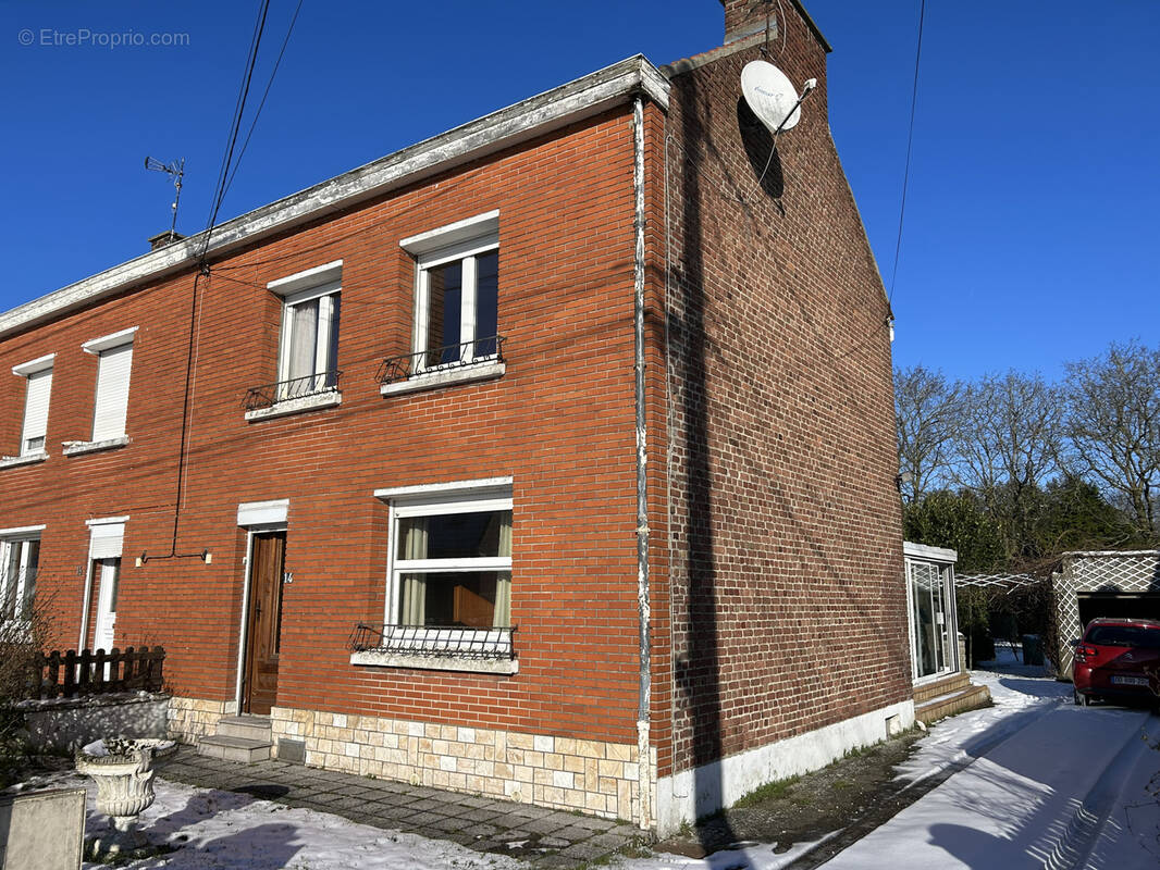 Maison à CAMPHIN-EN-CAREMBAULT
