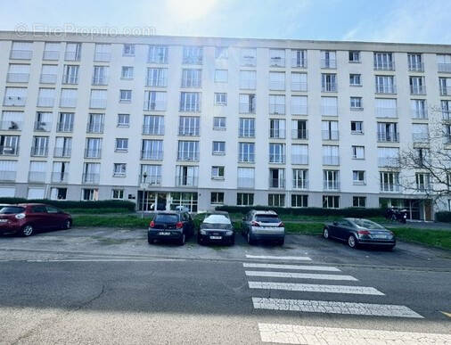 Appartement à VILLEBON-SUR-YVETTE