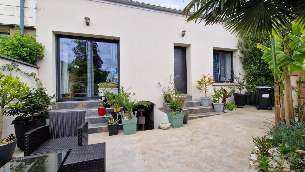Maison à LE LOROUX-BOTTEREAU