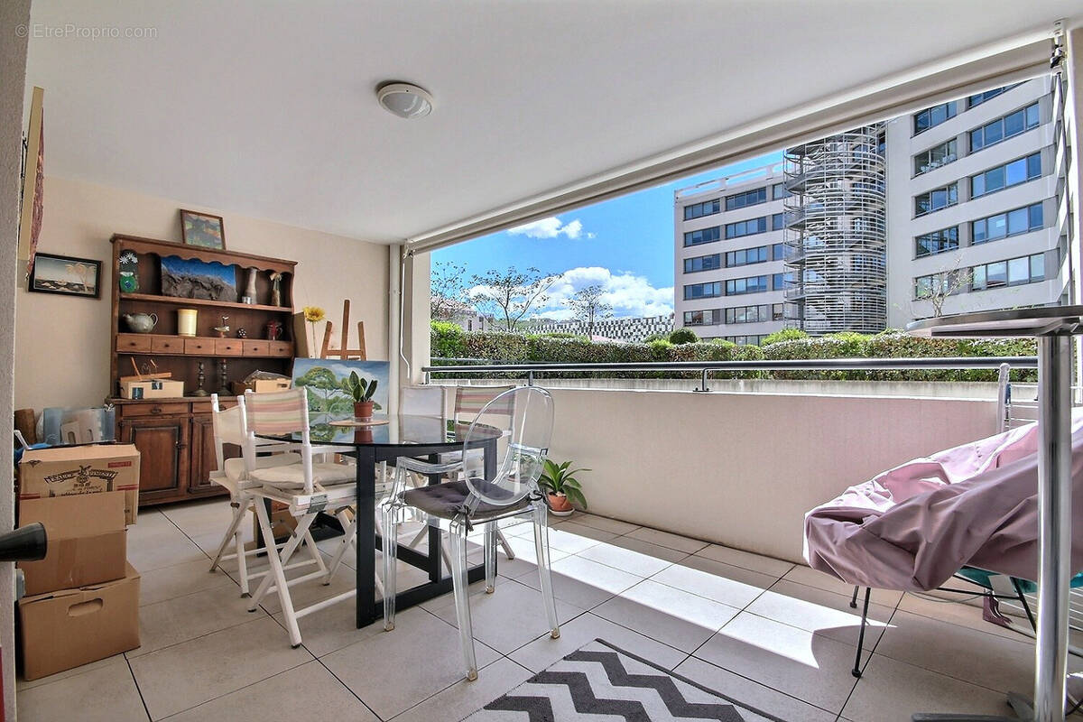 Appartement à MARSEILLE-2E