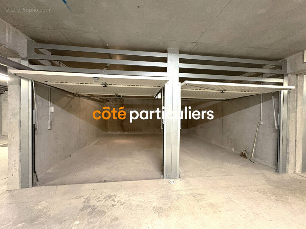 Parking à SAINT-MALO