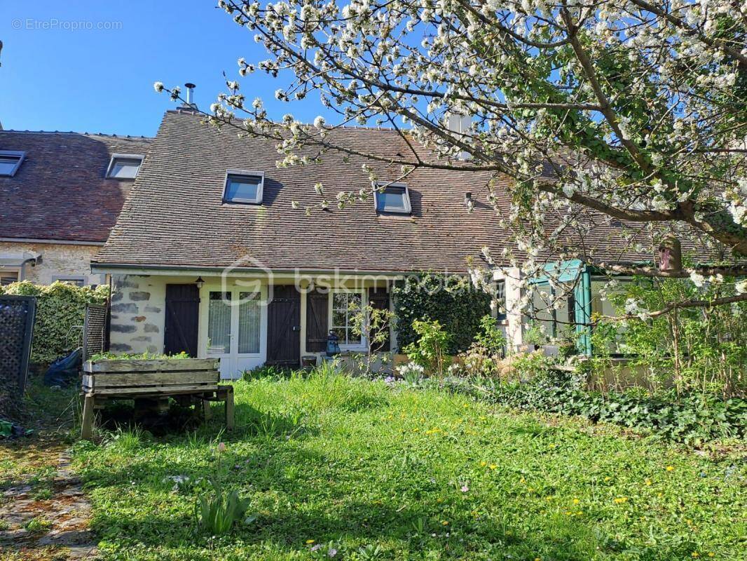Maison à NANGIS