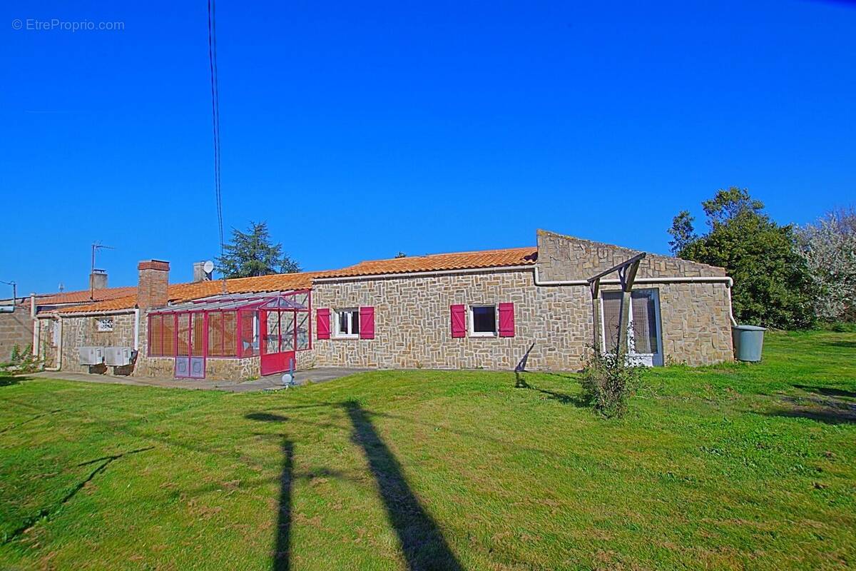 Maison à SAINTE-FOY