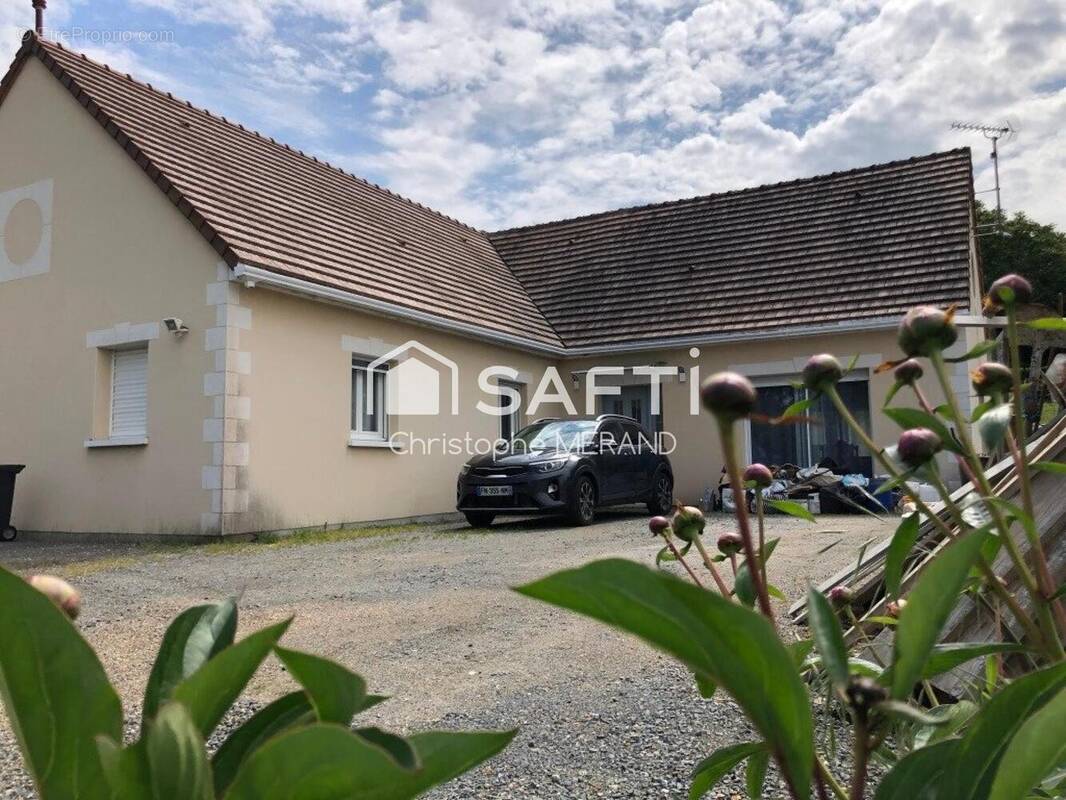Photo 1 - Maison à INGRANDES