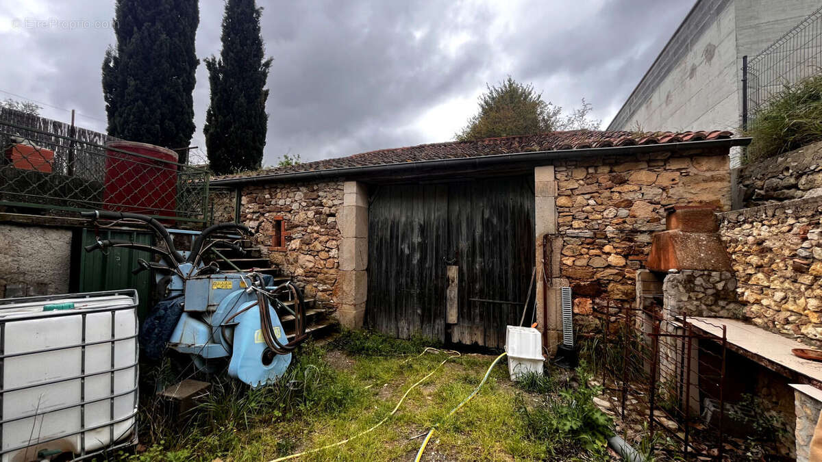 Maison à CRUZY