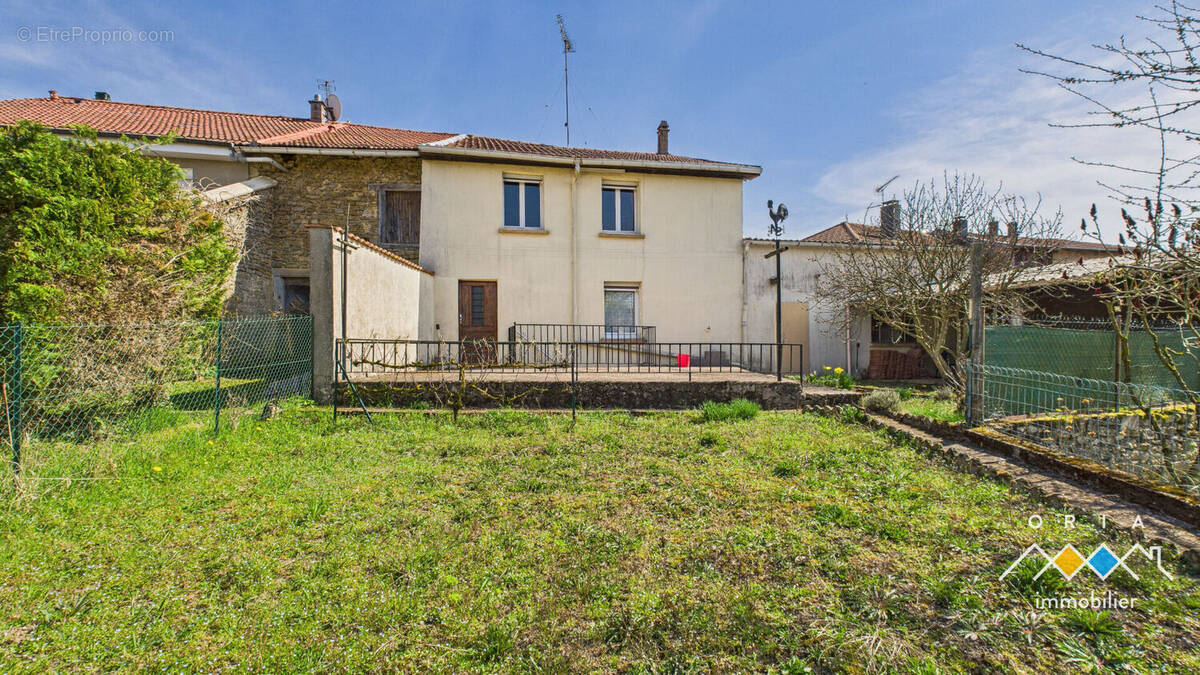 Maison à CHATEAU-SALINS