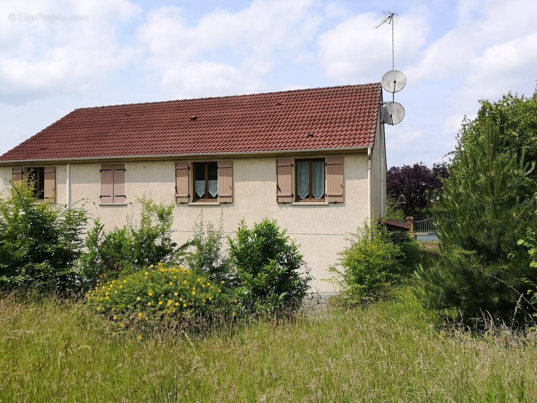 Maison à CREPY-EN-VALOIS