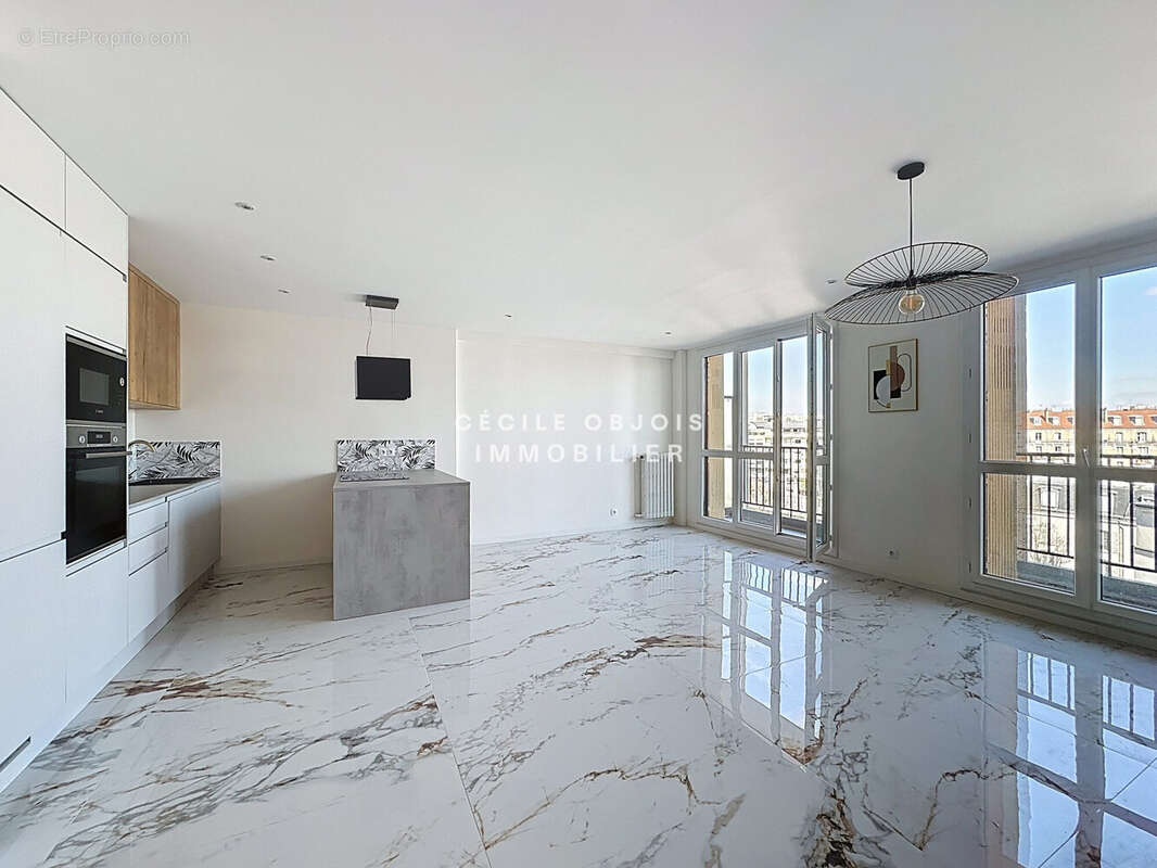 Appartement à SAINT-MAUR-DES-FOSSES