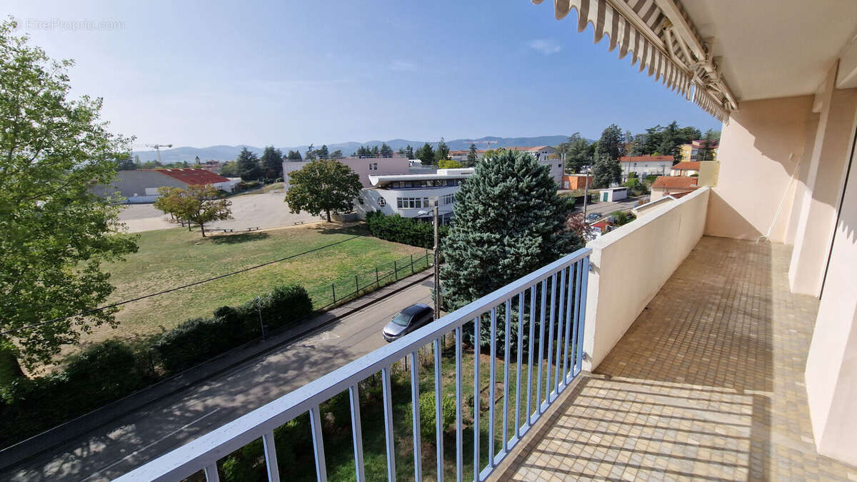 Appartement à CRAPONNE