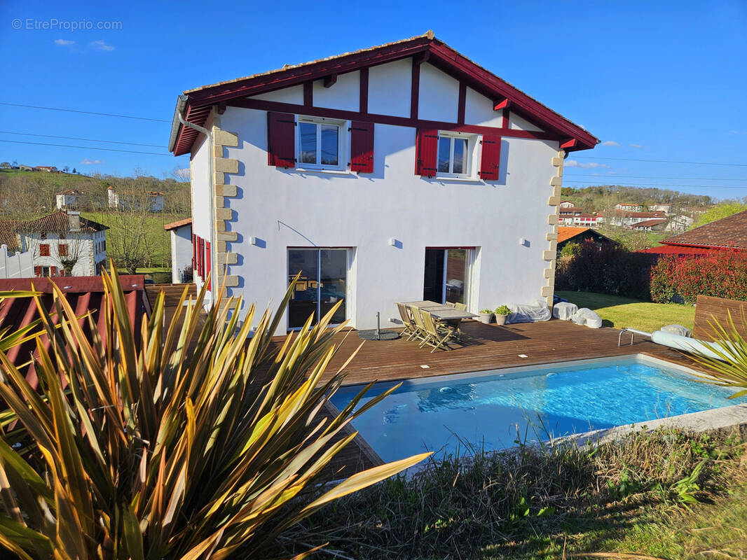 Maison à BRISCOUS