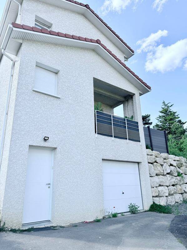 Maison à GIVORS
