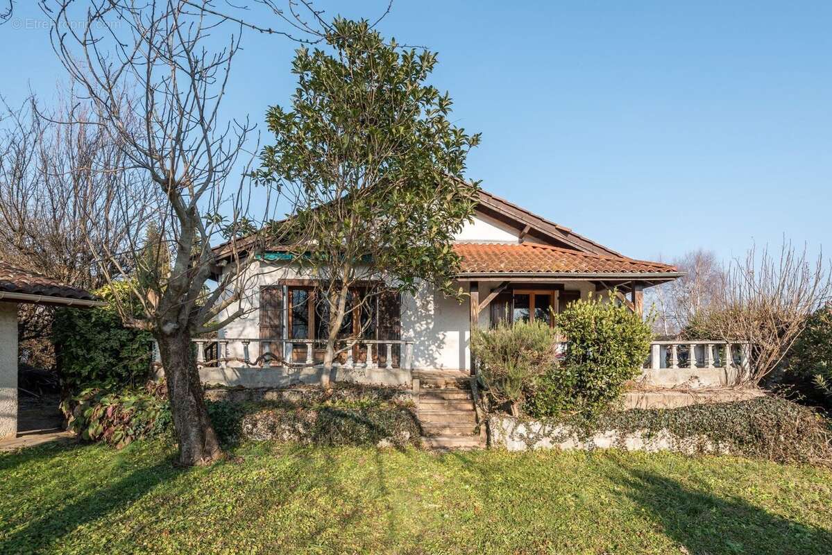 Maison à CLAIX