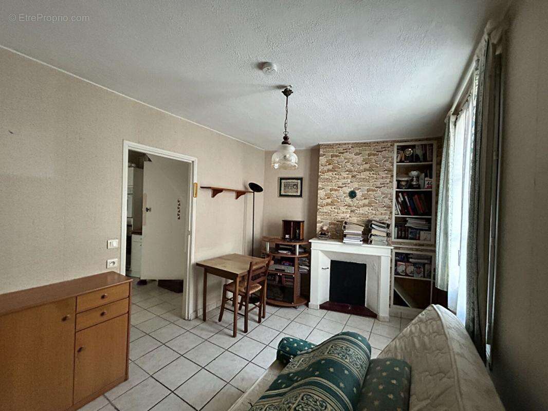 Maison à MARINES