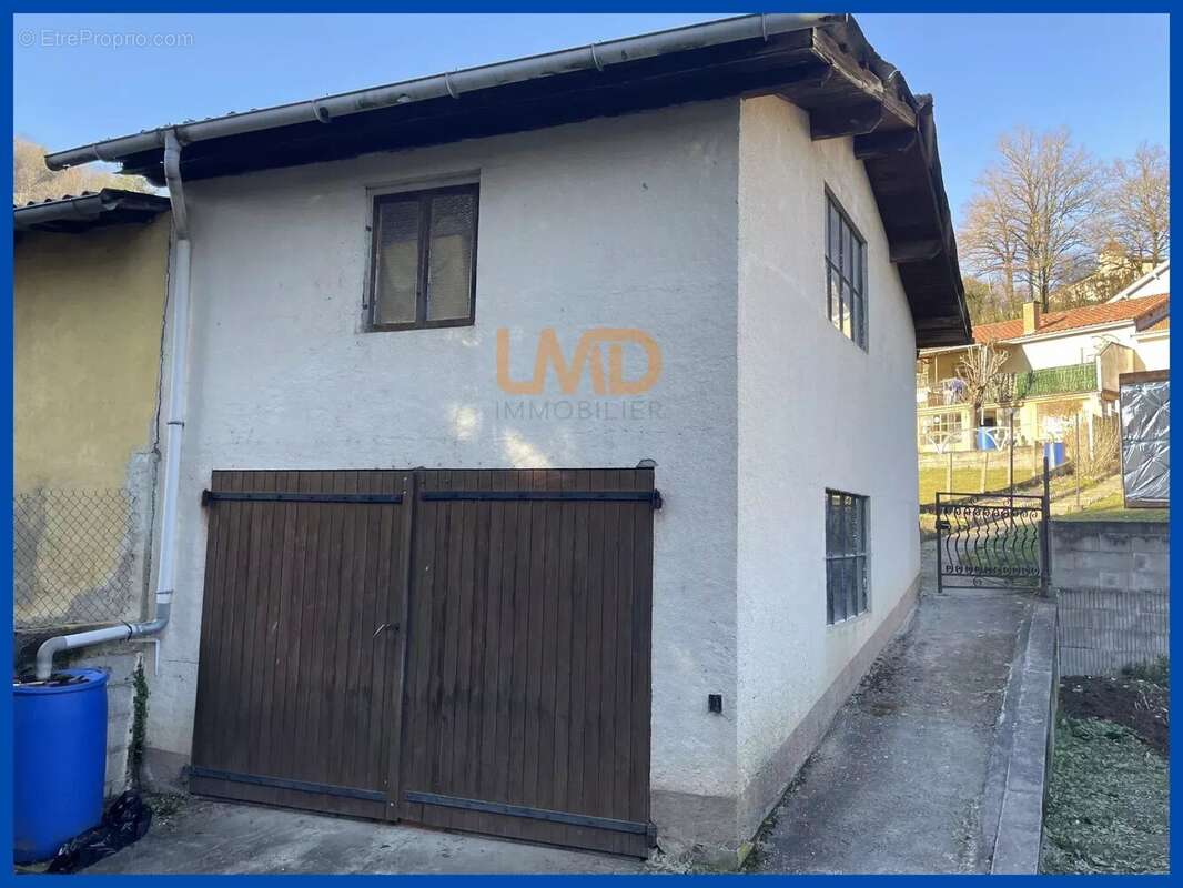 Maison à AUBIN