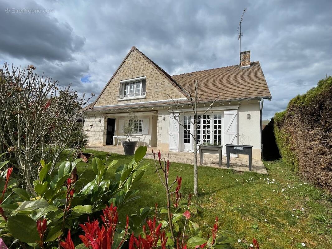 Maison à MILLY-LA-FORET