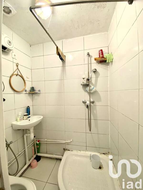 Photo 6 - Appartement à AUBERVILLIERS