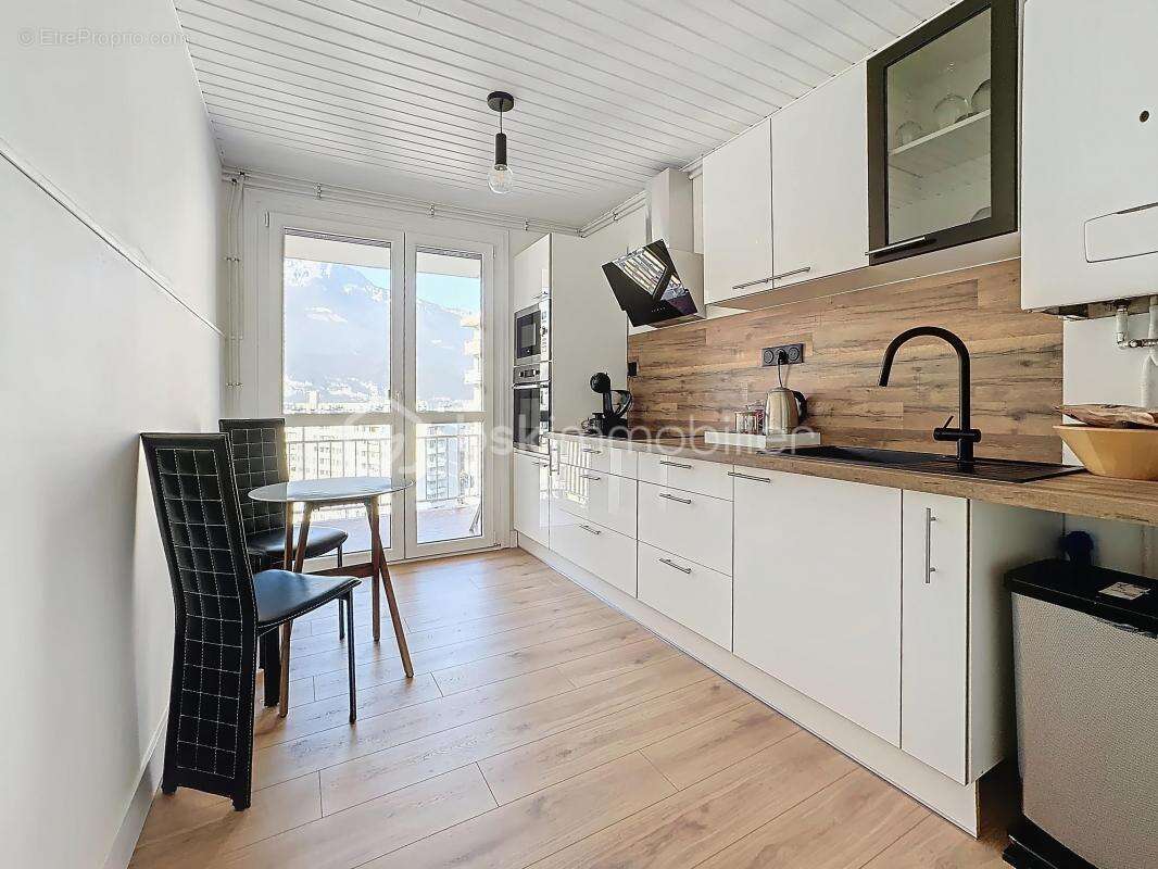 Appartement à ECHIROLLES